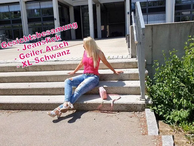 Fickgeile Kollegin treibts mit jedem - Gesichtsbesamung