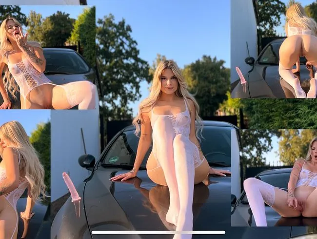 Car Action mit Bunny !!!!! Squirt + heiße Dildo Show auf der Motorhaube !!!