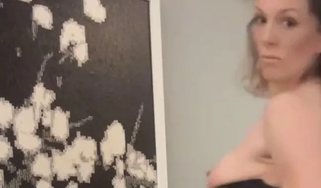 So seriös? Das kann jeder! Strip im Business Outfit