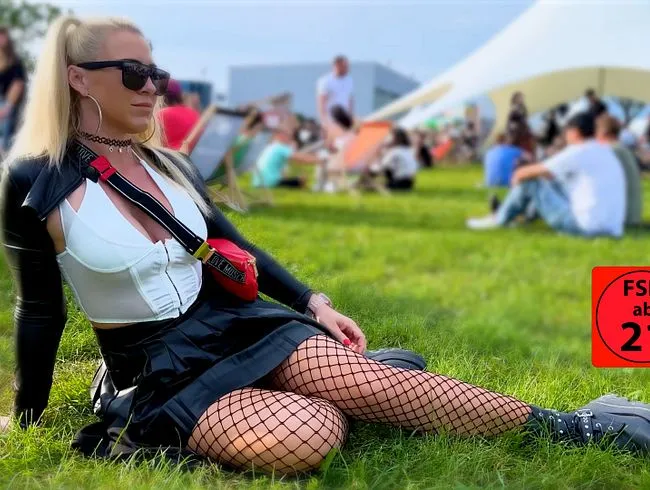 Die PERVERSESTE Festival SCHLAMPE | DIREKT am Gelände ALLE LÖCHER ohne Gummi zerfickt! PISSFOTZE