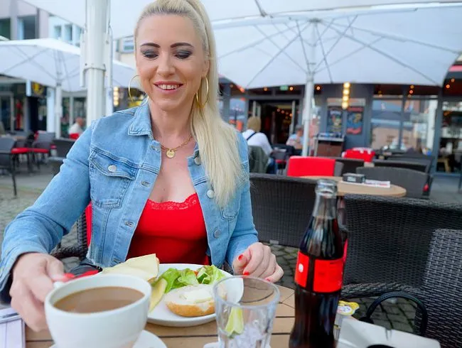 Ein VERFICKTES Frühstücksdate | AO 3LOCH Fick - So schnell geh ich mit nem Typen zu IHM nach Hause!