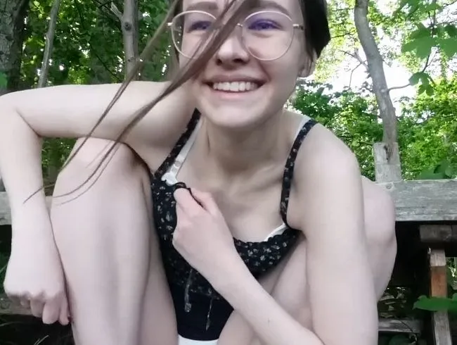 Eine Woche Pissen! Outdoor, Becher, Messbecher, Bad... alles dabei!!