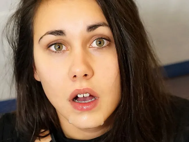 Mein krasses Nikolaus-Fest Teil 2 -  JETZT mit mega CREAMPIE aus allen Löchern.