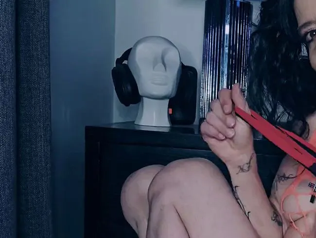 Natalie Carter 4K Expliziter Höschen-Muschi-Schiebe-Höschen-Tag