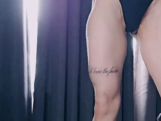 Natalie Carter denkt: Vergiss heute nicht das Beintraining