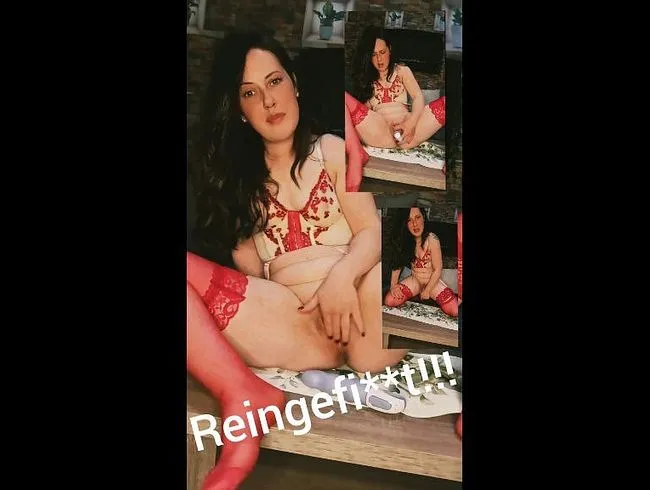 Geiler Pussy-Fick auf dem Wohnzimmer Tisch mit sexy Wäsche und Dirty Talk!