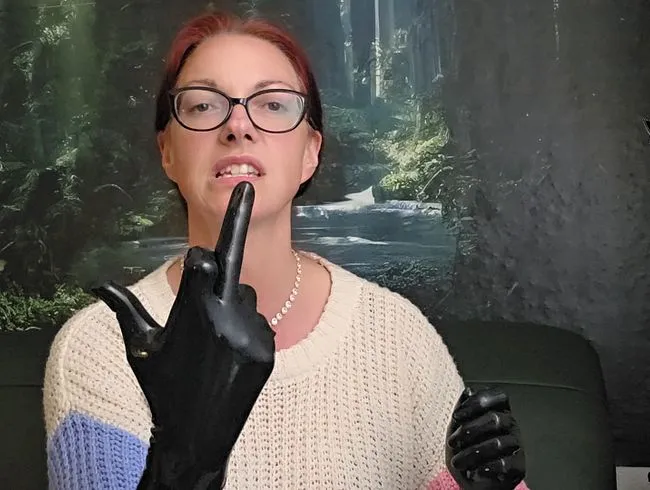 Erstes Latex Video... meine Ana*hur* muss gef* werden