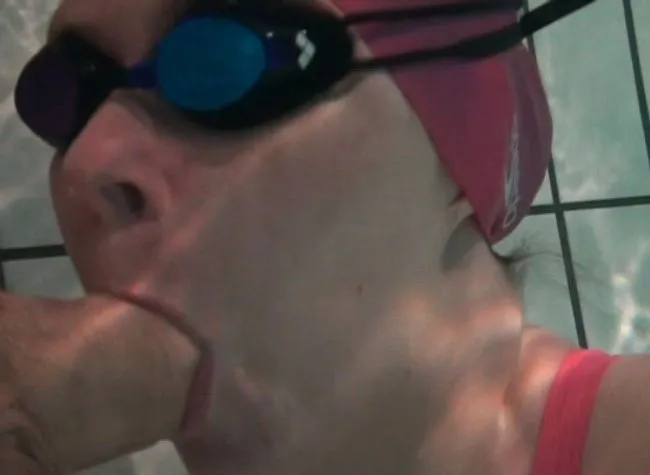 White Fastskin Blowjob Underwater 