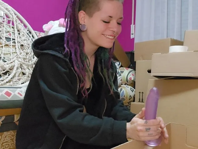 ERSTES MAL mit XL-Dildo ich konnte einfach NICHT aufhören! Der ist doch nicht NUR für den Mund!?